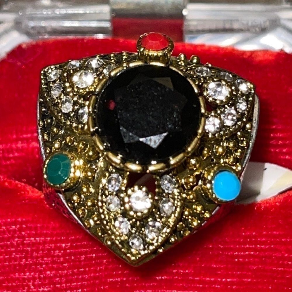 NWT Costume jewelry turkish style harem ring